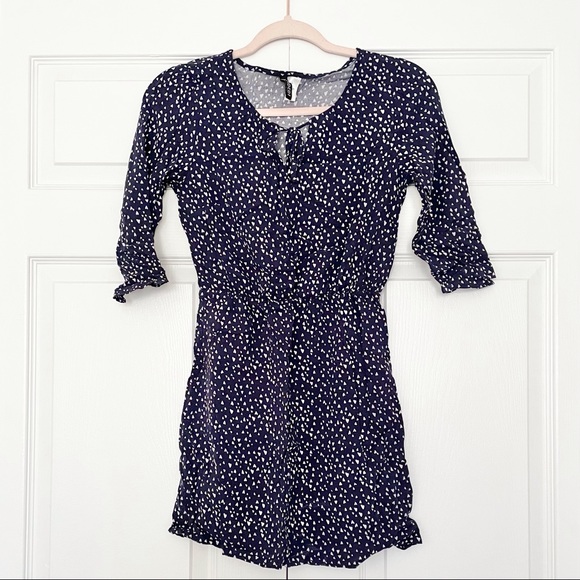 Heart Pattern Mini Dress - Picture 4 of 6